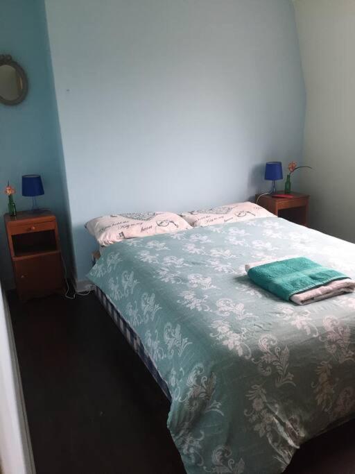 Carpe Diem Rooms Flat Near Zone 1 Londra Esterno foto