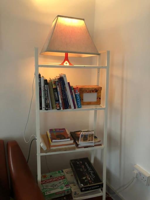 Carpe Diem Rooms Flat Near Zone 1 Londra Esterno foto